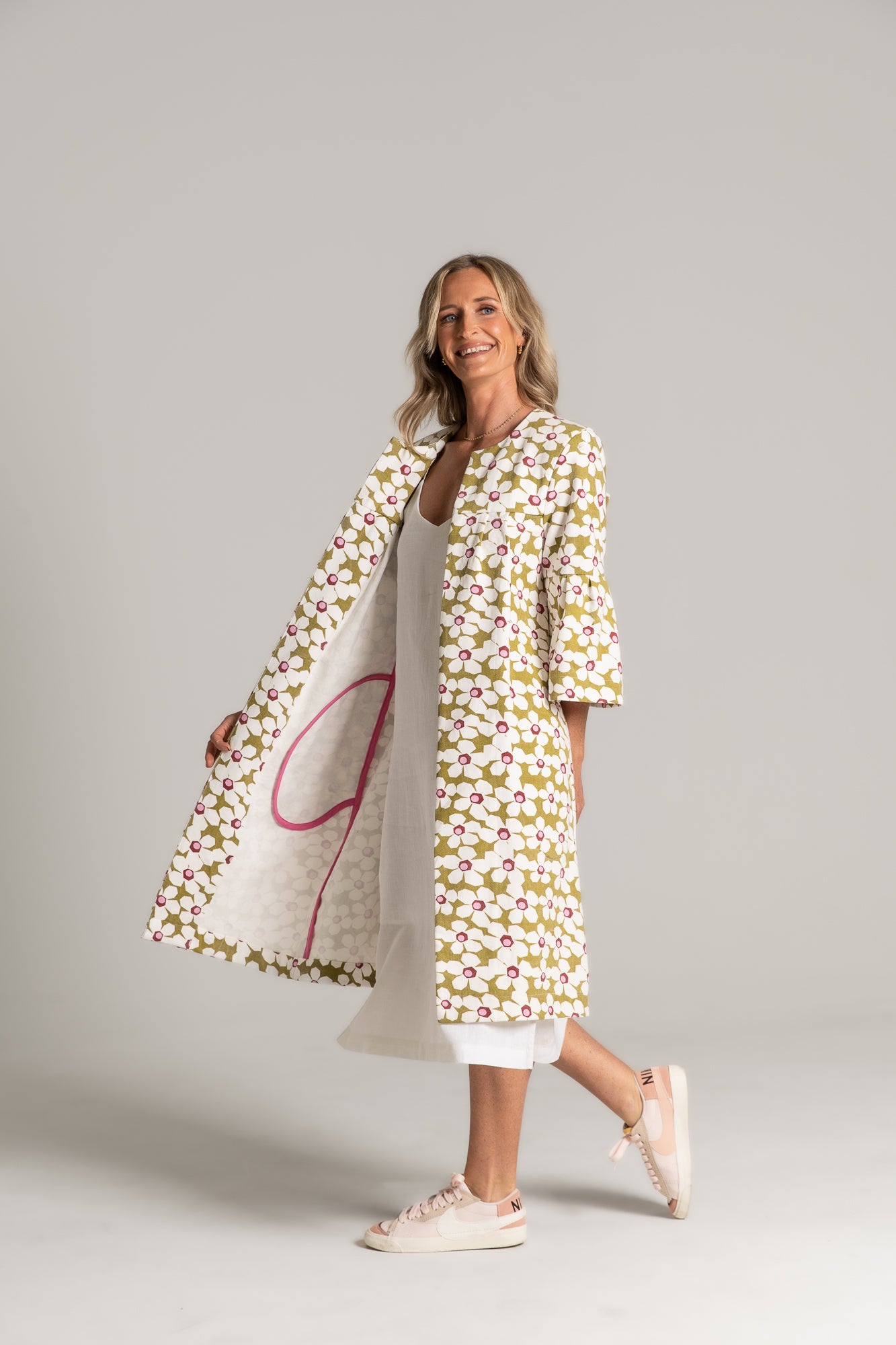THE CALLIE COAT - FLORAL DENIM