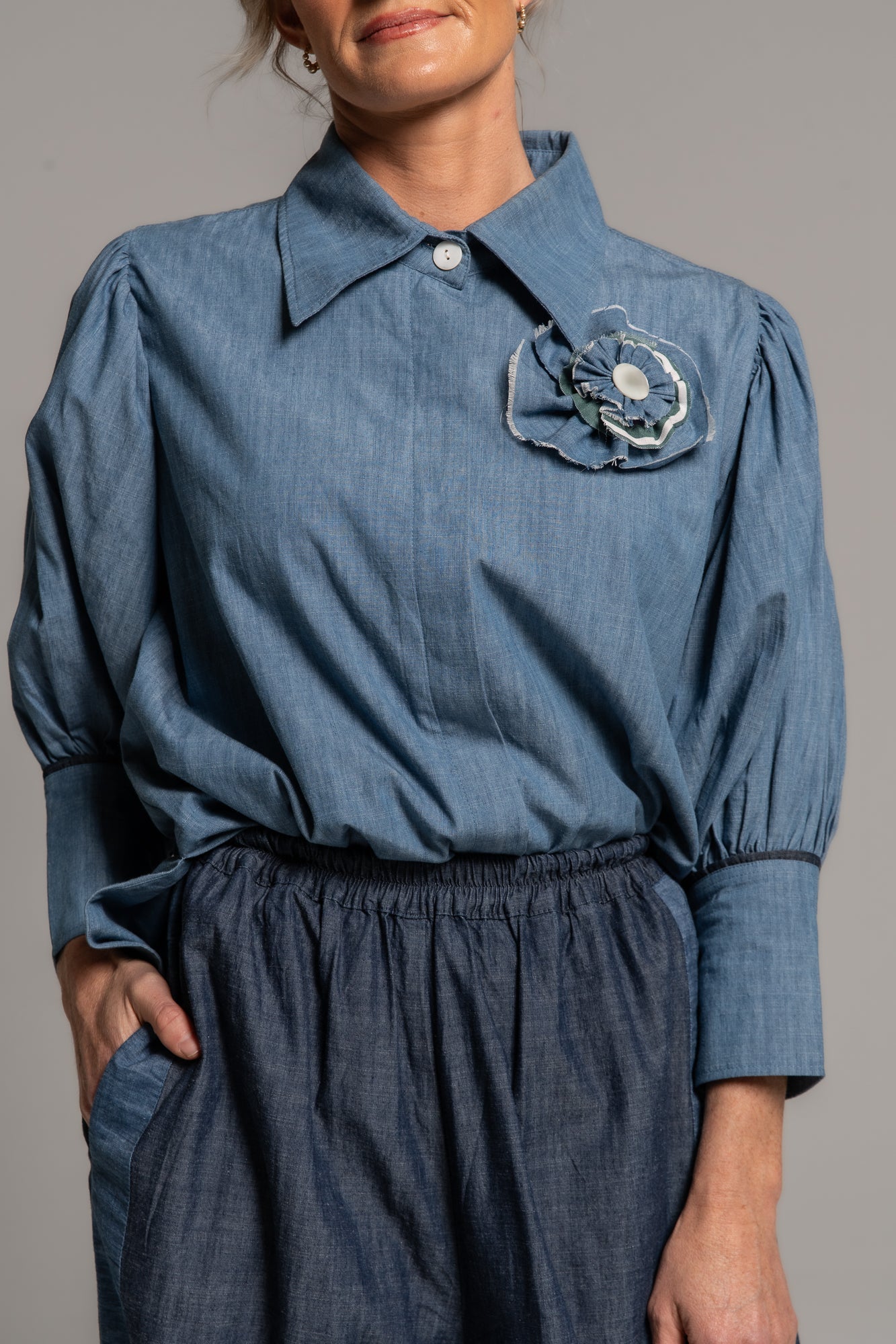 DENIM WILLOW SHIRT