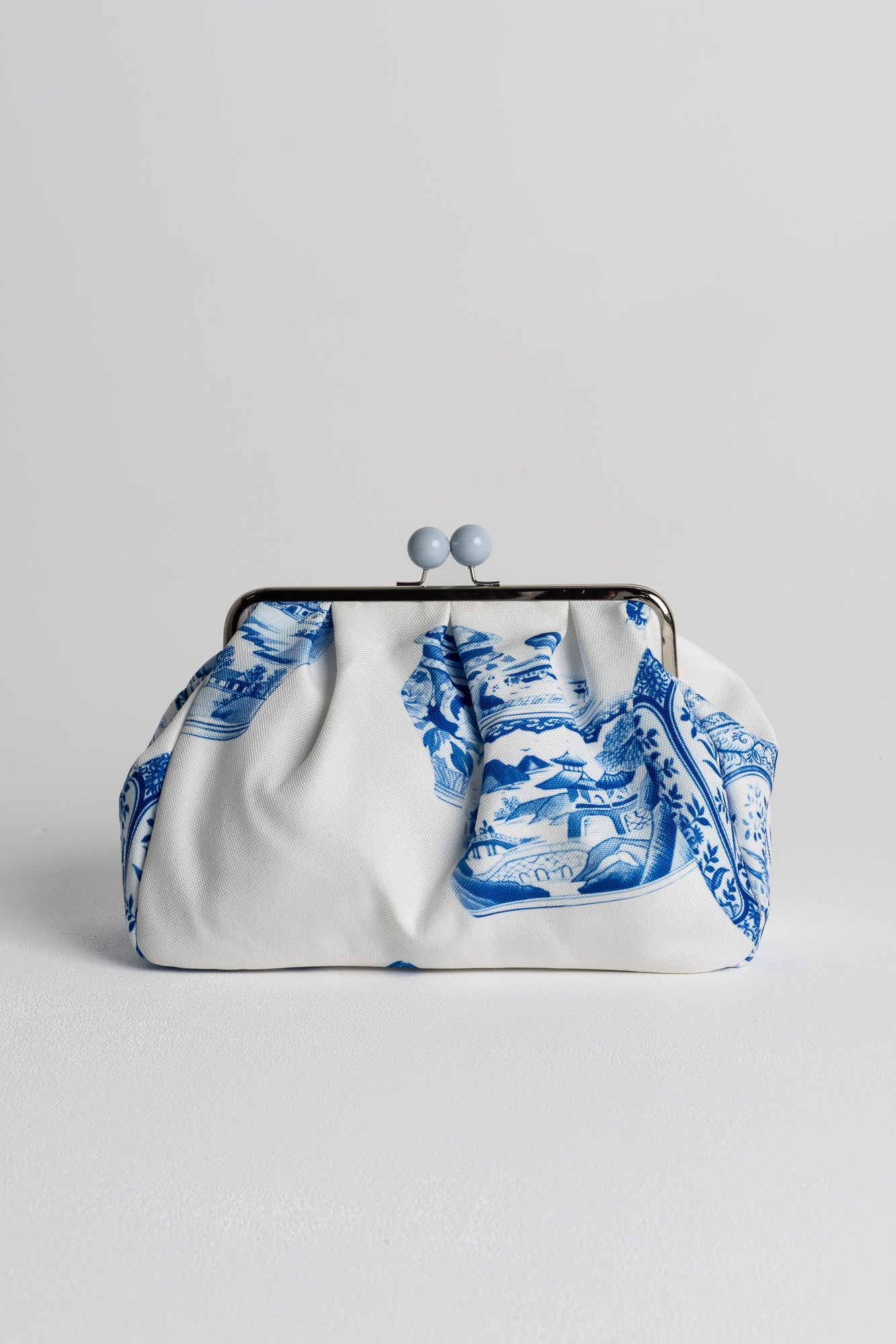 THE RIVIERA EDIT - GIGI OVERSIZED CLUTCH