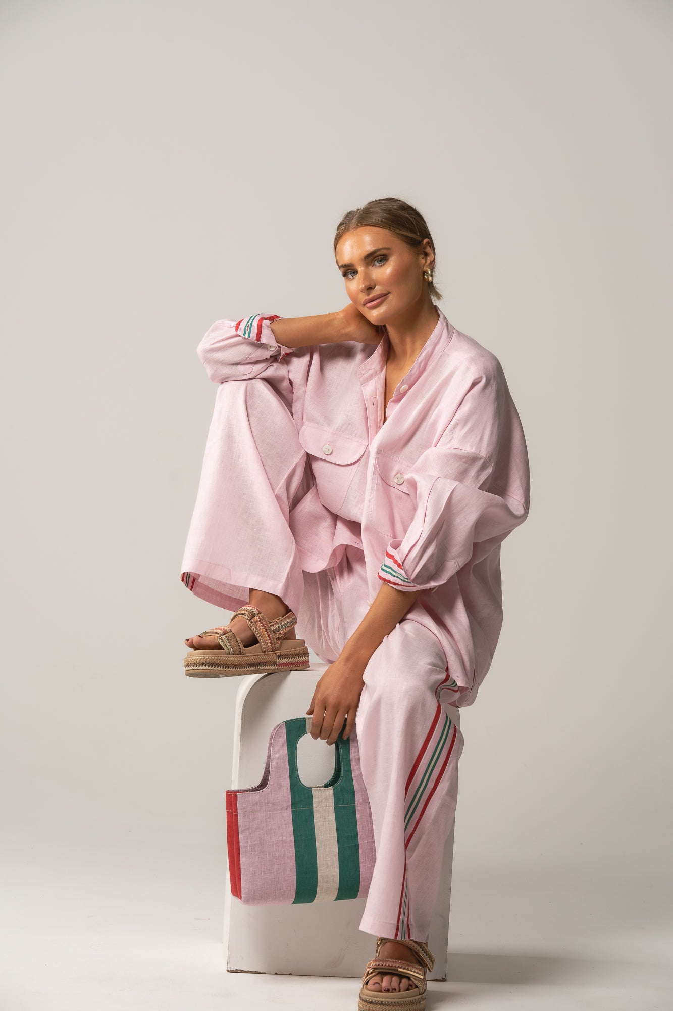 CURATED CHAOS - EVERYDAY TOTE